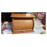 WOODEN BREAD BOX