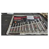WRENCH SET