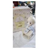 PRECIOUS MOMENTS FIGURE