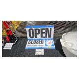 OPEN / CLOSED SIGNS
