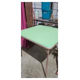 CARD TABLE