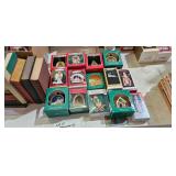 HALLMARK CHRISTMAS ORNAMENT LOT