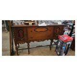 SIDEBOARD / BUFFET