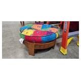 FOOTSTOOL / OTTOMAN