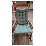 ROCKING CHAIR