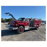 1992 FORD F-800 FIRE TRUCK