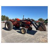 ALLIS CHALMERS 180 TRACTOR WITH LOADER