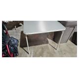 CARD TABLE