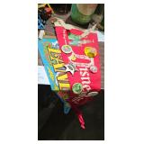 VINATE PENNANT FLAGS