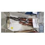 WOODEN HANDLE SCREWDRIVERS