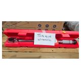 TORQUE WRENCH