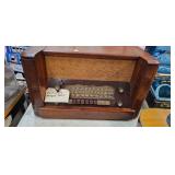 VINTAGE RADIO