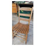 WOODEN CHAIR