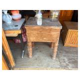 ANTIQUE TABLE