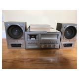 VTG GPX 9125 AM/FM Stereo Receiver, 8-Track & Turntable with Speakers