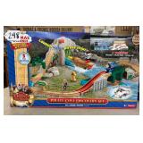 #248 Thomas & Friends Wooden Railway Pirate Cove Discovery Set NIB (New in Box)