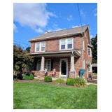 Well Built Home w/ Furniture, Collectibles & More!