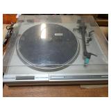 Pioneer Turn-Table
