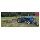 1968 Ford 2000 w/Front Blade>