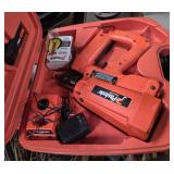 Paslode Brad-Nailer