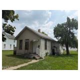 MINIMUM BID AUCTION $40,000! 1612 Hurd St