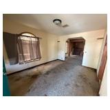 MINIMUM BID AUCTION $40,000! 1723 Homestead