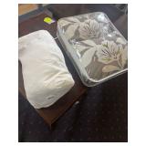 FULL SIZE SHEETS SET - BLANKETS BEDDING
