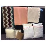 PILLOWS AND BLANKETS - BLANKETS BEDDING