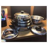 POTS AND PAN SET - KITCHEN   UTENSILS