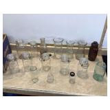 Containers for holding flowers or decorative items