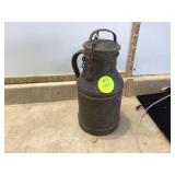 VINTAGE 1 GAL MILK CAN - COLLECTIBLES
