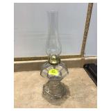 LARGE CLEAR OIL LAMP - COLLECTIBLES