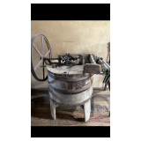 Antique washer 