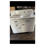 Large farm enamel sink 