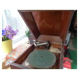 TT Victrola phono Works