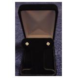 Platinum 1/2 carat total weight, Si2 clarity, Diamond earrings with "screw backs"