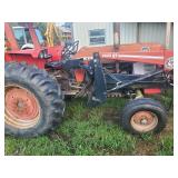 Massey Ferguson 175 with Loader