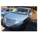10 Chrysler Town & Country