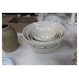 Nesting Bowls