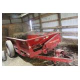 New Holland Manure Spreader