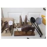 Buffalo Desk Set, Rat Traps