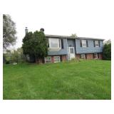 3 Bedroom Bi Level Country Home