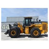 2019 DEERE 744KII Wheel Loader 
