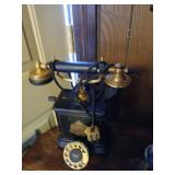 LIVING ESTATE AUCTION - MARTINE WILLIAMS