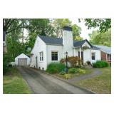 Glenwood Park Brick Cottage Online Auction
