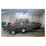 Lowe Fishing Boat