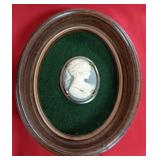 146 Framed Cameo