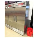 2022 Excellence Cr-43ss Self-contained 2-door Cooler