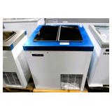 New Master Bilt 31x30 Ice Cream Dipping Cabinet Dc-4d