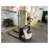 Crown Wp3035-45 4500lb Electric Pallet Jack